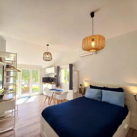 度假居 Cosy - Jacuzzi Et Petit-dejeuner Inclus